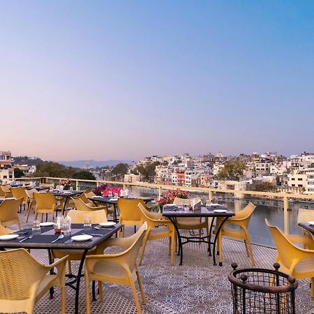 Sarovar - Lake Facing Boutique Hotel On Lake Pichola Udaipur Esterno foto