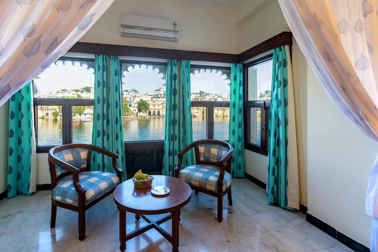 Sarovar - Lake Facing Boutique Hotel On Lake Pichola Udaipur Esterno foto