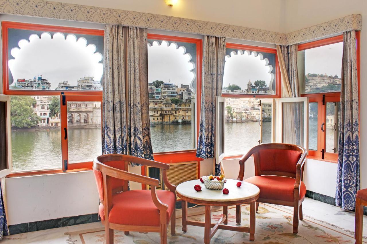 Sarovar - Lake Facing Boutique Hotel On Lake Pichola Udaipur Esterno foto