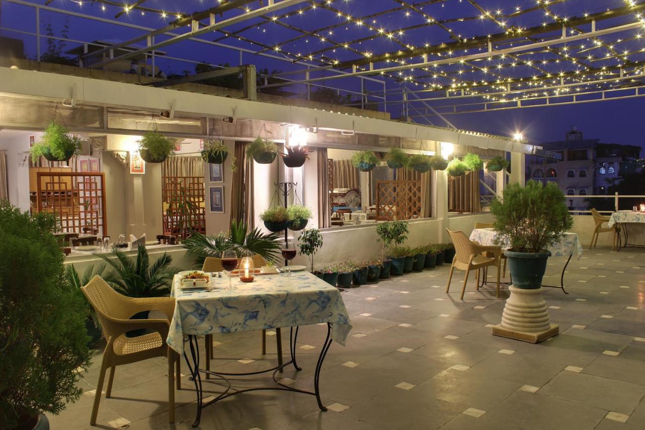 Sarovar - Lake Facing Boutique Hotel On Lake Pichola Udaipur Esterno foto