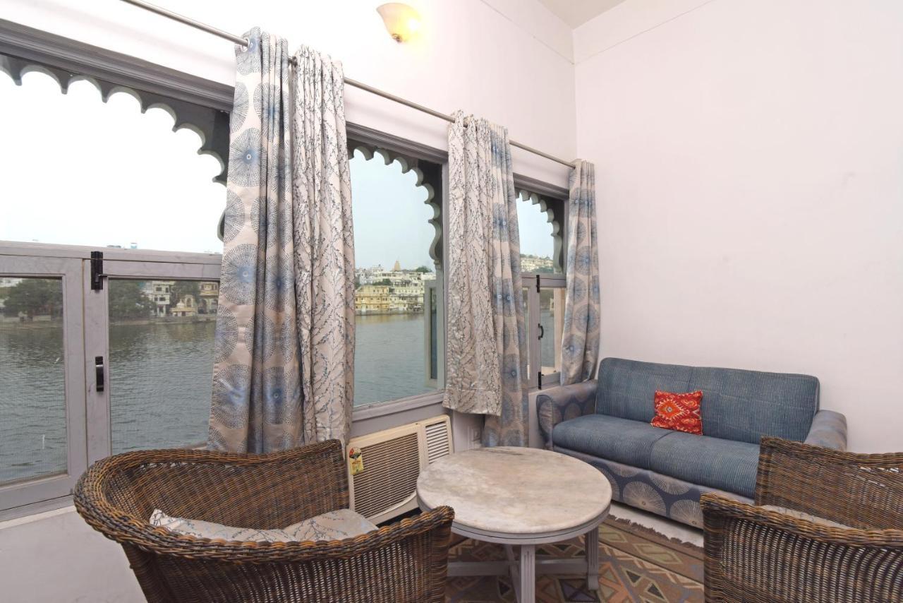 Sarovar - Lake Facing Boutique Hotel On Lake Pichola Udaipur Esterno foto